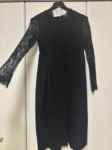 블랙 레이스 드레스