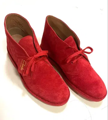 새상품급! Clarks 처카 부츠 레드 스웨이드