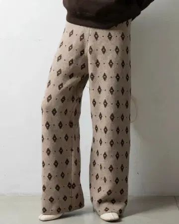 7G 니트 라메 다이아 무늬 자카드 니트 이지 팬츠 / 베이지