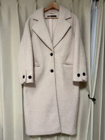 ZARA 아이보리 롱 코트 XS