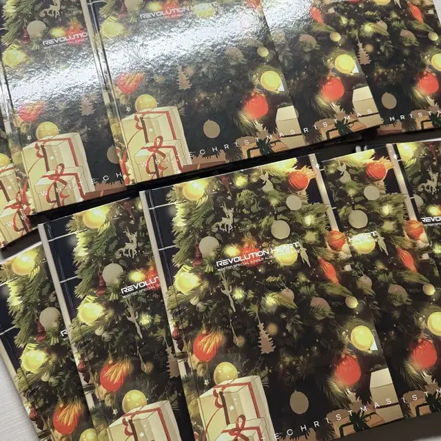 레볼루션 하트 앨범 판매