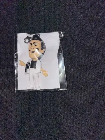 새상품 미사용 야자와 에이요시 한정판 가챠 M r.E 화이트 수트 타월