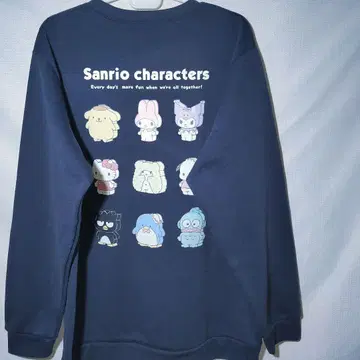 새상품 트레이닝복 XL 폼폼푸딩 쌓기놀이 산리오 맨투맨 속기모