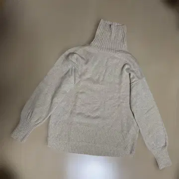 르쿠르 블랑 울 베이지 터틀넥 니트 스웨터 긴팔