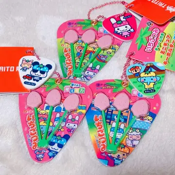 딸기 따기 키링