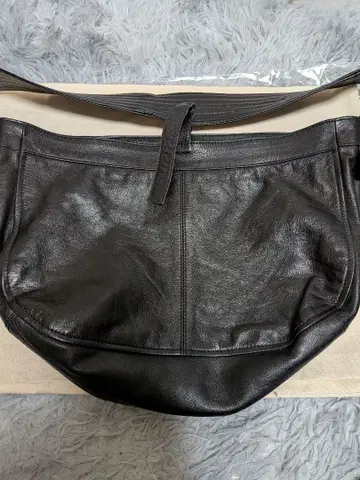 CCU NEWS PAPER BAG CCU 가죽 숄더백