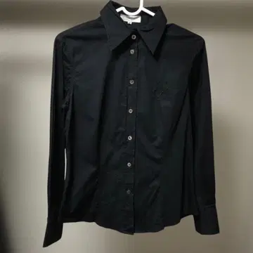 yoshie inaba 블랙 셔츠 디자인 42