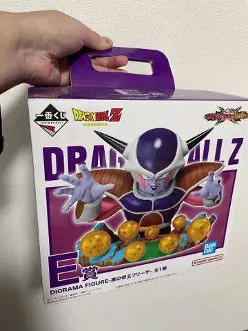 드래곤볼 Z E상 프리저 피규어