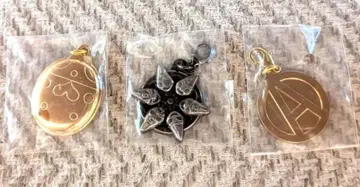 죠죠 황금의 바람 제일복권 메탈 참 3종