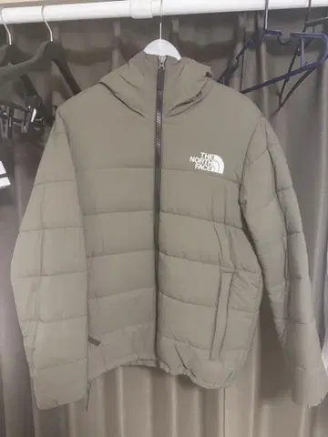 THE NORTH FACE 후드 부착 다운 자켓