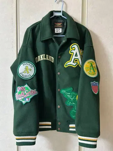 SKOOKUM 스타디움 점퍼 (애슬레틱스)