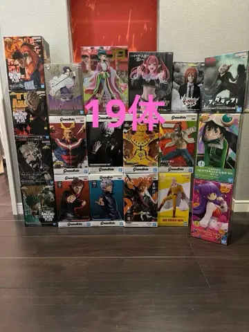 인기 애니메이션 캐릭터 피규어 19개