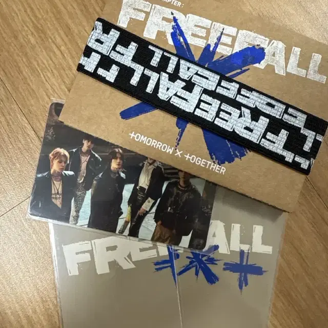 투모로우바이투게더 FREEFALL 앨범