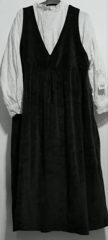 새상품 사만사 모스모스 전후 착용 벨로아 원피스