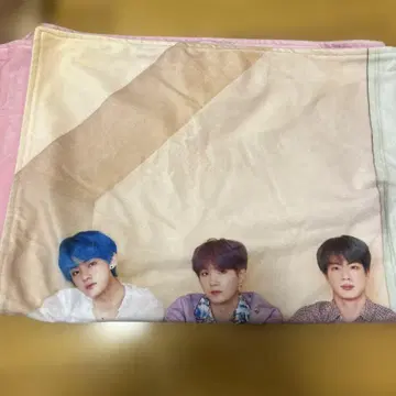BTS BOY WITH LUV 담요