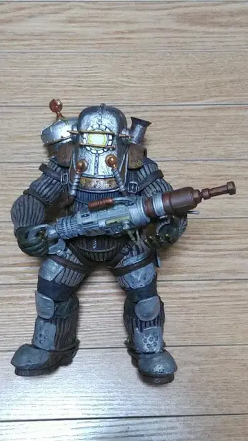 새상품급 중고 NECA Bioshock 2 Big Daddy Rosie