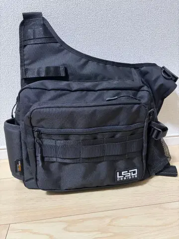 LSD DESIGNS 낚시 숄더백 블랙