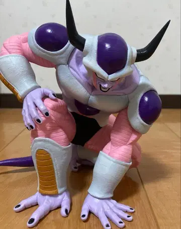 [ 상자 없음 ] 제일복권 프리저 (제2형태) 피규어