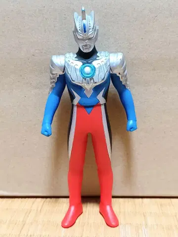 울트라맨 ORB 에메리움 슬러거 14cm 소프트 비닐 피규어 461