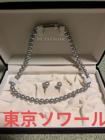 도쿄 소와르 PETITSOIR 의 포멀 액세서리 세트입니다.