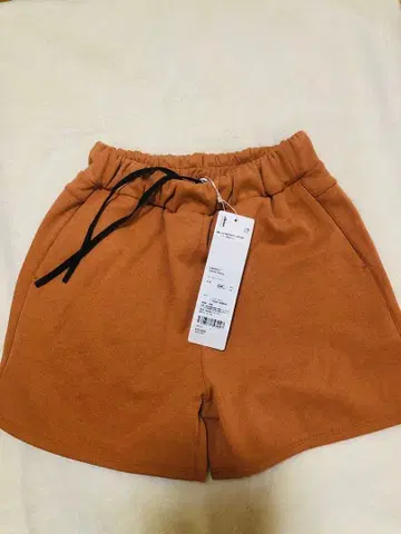 새상품 엘레쎄 숏팬츠