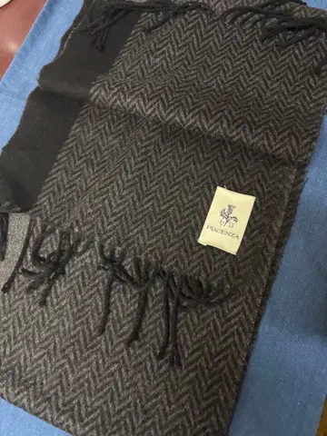 PIACENZA 헤링본 머플러