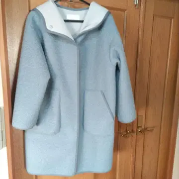 컬 보아 롱 코트 라이트 블루