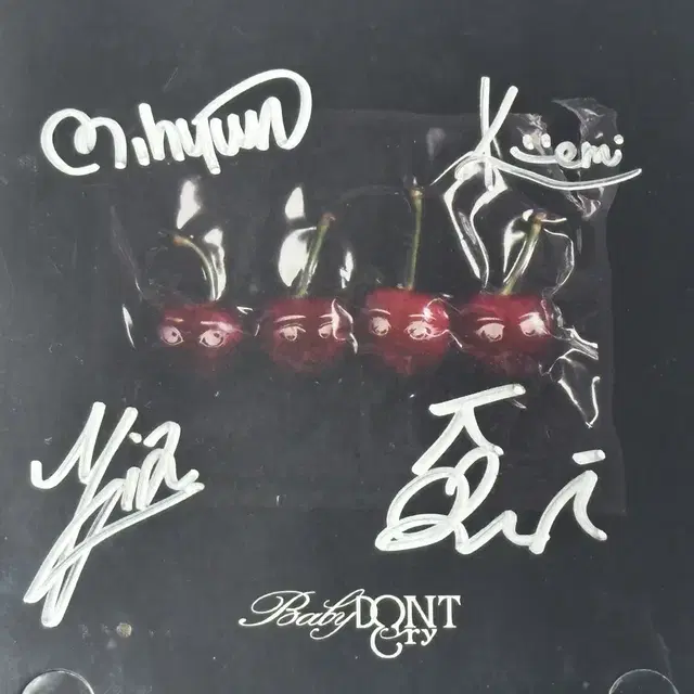 Baby DONT Cry(베이비돈크라이) 친필싸인앨범