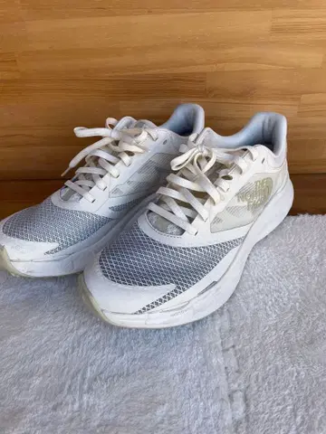 THE NORTH FACE 27cm 화이트 스니커즈