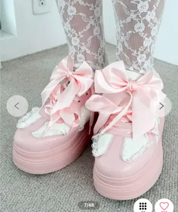 리본 포함 핑크 플랫폼 스니커즈 S 사이즈