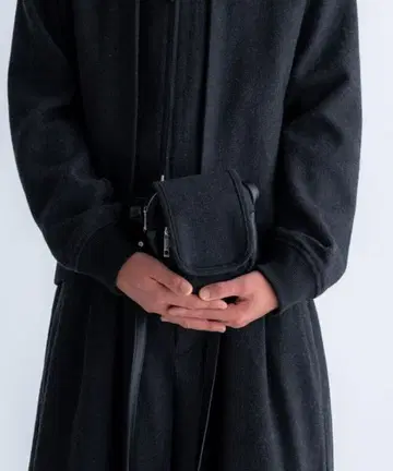 SINSS 미니 숄더백 차콜