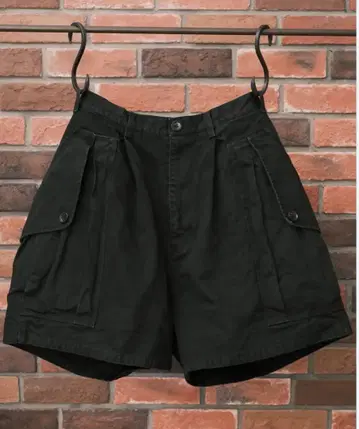 Gurank for khaki 'CH Cargo shorts' BLACK