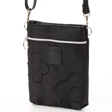 마리콴트 MARY QUANT 백