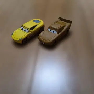 카즈 마텔 맥퀸 라미레즈 중고