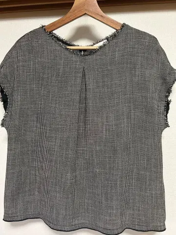 투모로우랜드 Bellsey 프린지 체크 무늬 반팔 블라우스