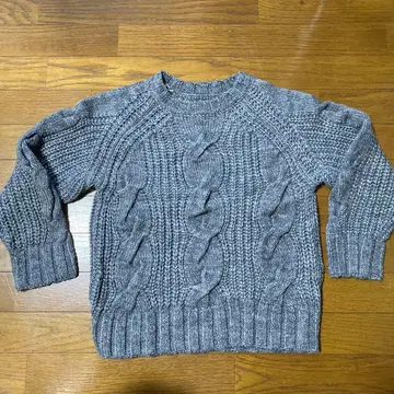 DRWCYS 케이블 니트 스웨터 그레이