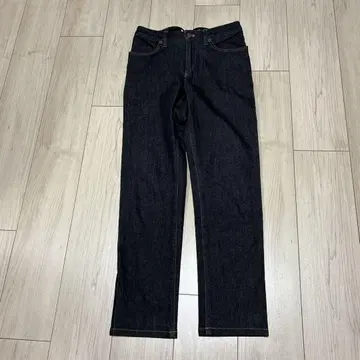 새상품급 마드모아젤 논논 스트레치 데님 팬츠 블랙 36