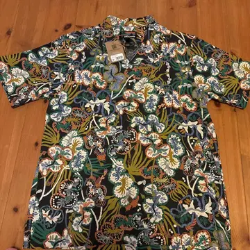 patagonia 플라워 프린트 반팔 셔츠 M