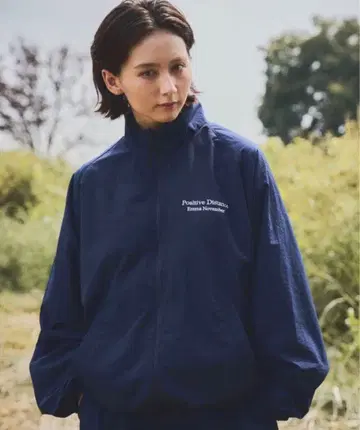 엠마 노벰버 나일론 셋업 네이비 3