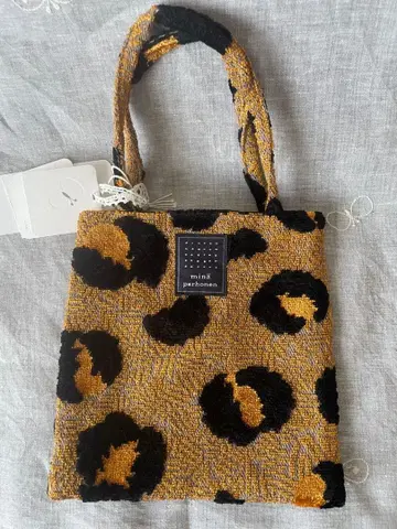 미나 페르호넨 미니백 하나 유키