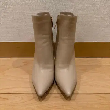 미사용품 잔비토시 베이지 스틸레토 부츠 36.5