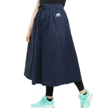 New Balance 뉴발란스 스커트 네이비