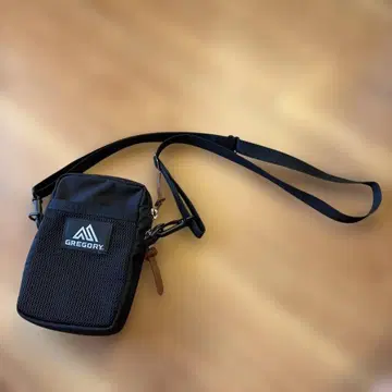 그레고리 퀵 투 고 포켓 미니 숄더백 새상품급