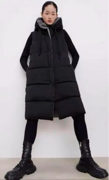 완판템 ZARA 리버서블 롱 다운 베스트 경량 블랙 올리브