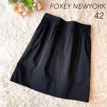 컨디션 최상 FOXEY NEWYORK 스트레치 턱 스커트 블랙 42