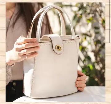 미사용 새상품 FAVOREKA 파보레카 부르종 아이보리