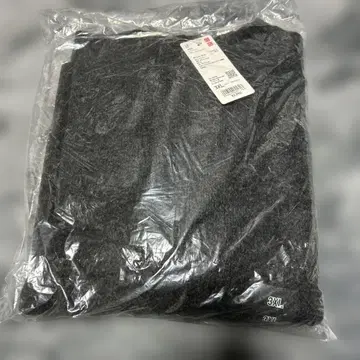 미사용 새상품 유니클로 수플레얀 크루넥 스웨터 3XL 그레이