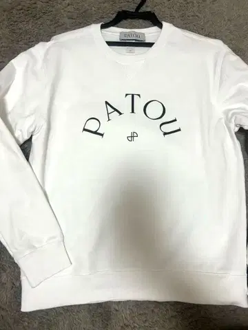 Patou 화이트 크루넥 트레이닝복