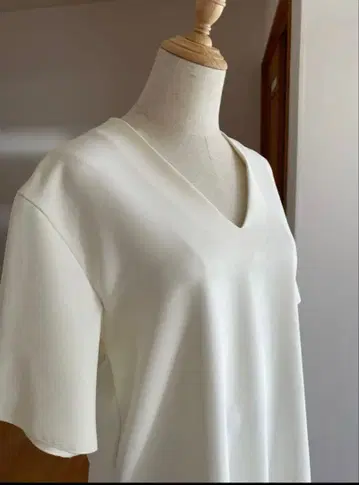 매디슨 블루 상의 크림 화이트