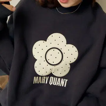 마리콴트 도트 데이지 로고 맨투맨 차콜 그레이